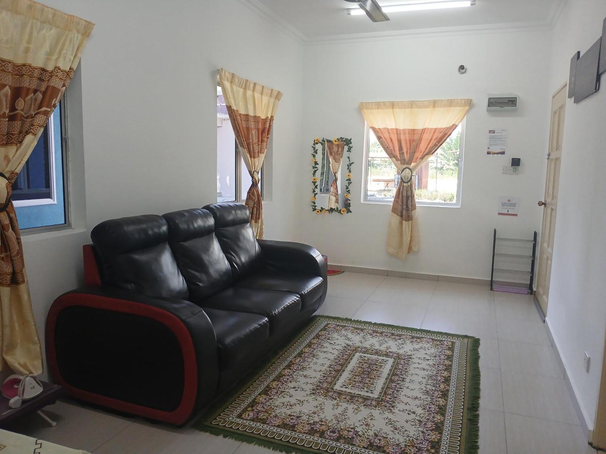 Rumah liburan Aa Burger For Musliim Only